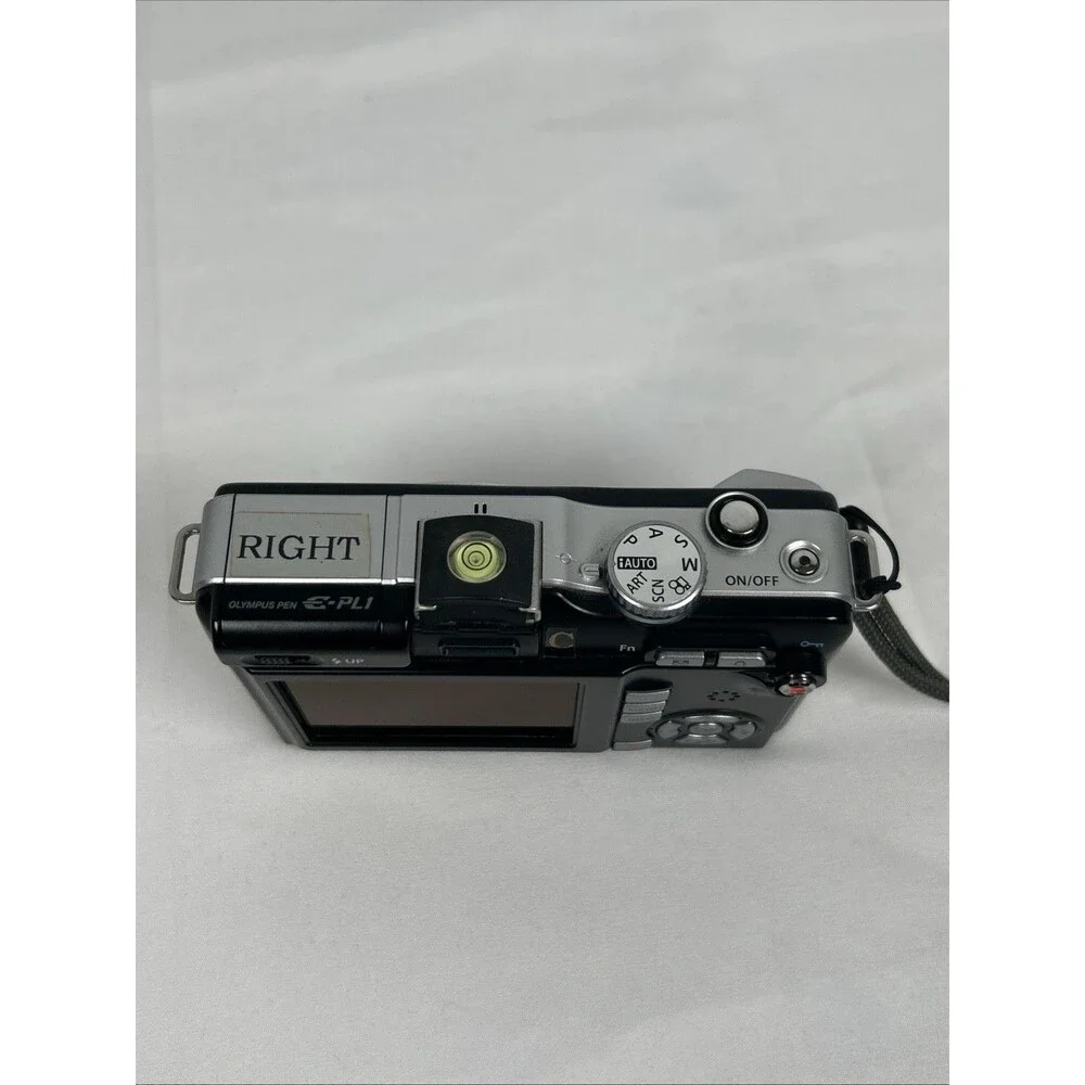 Olympus PEN E PL1 Digital Camera with Lens and Battery